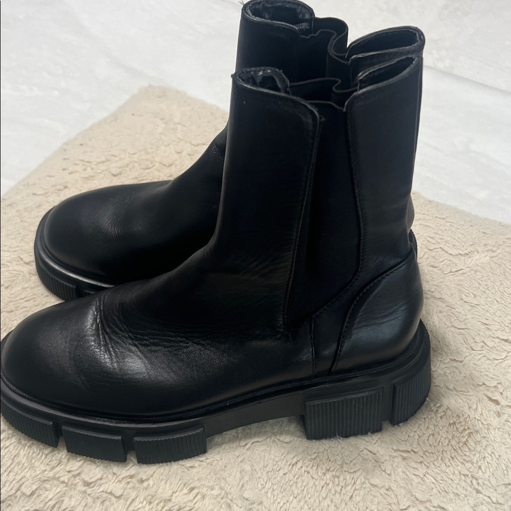 Zara Black Chunky Chelsea Ankle Boots - Picture 7 of 11